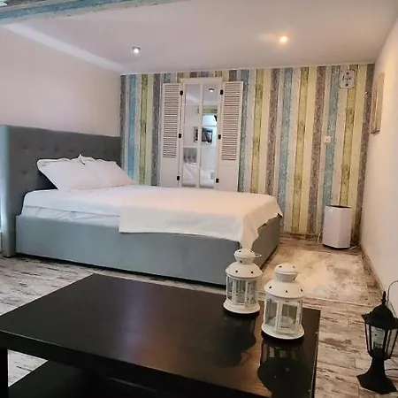 Вілла Morii Pool *