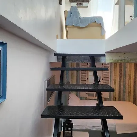 Morii Pool Вілла Бухарест