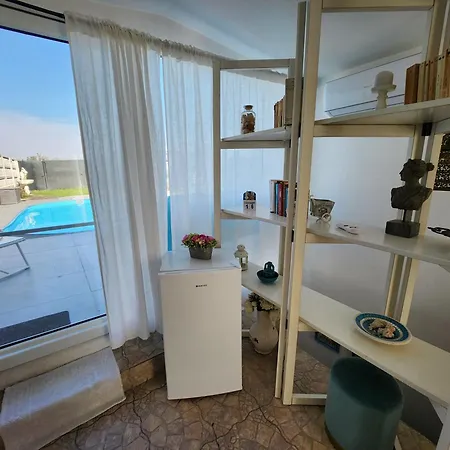 Вілла Morii Pool