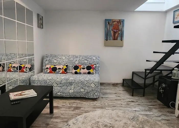 فيلة Morii Pool
