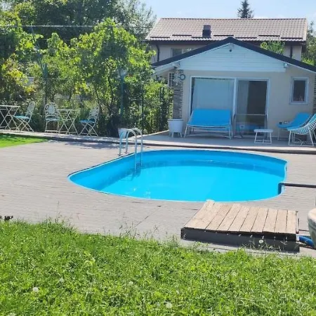 Morii Pool 부쿠레슈티