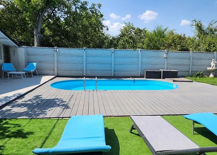 Morii Pool Willa Bukareszt